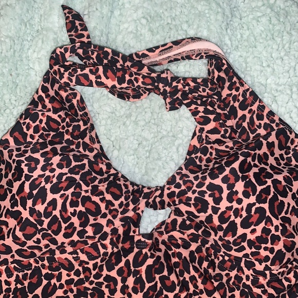 Bathing suit - Picture 3 of 9
